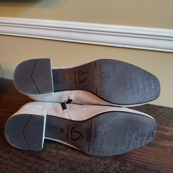 Kanna Cream Suede Kiltie Ankle Boots Size 38 (7.5) - Picture 8 of 12